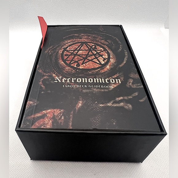 Necronomicon Tarot Deck and Guidebook - Picture 5 of 10